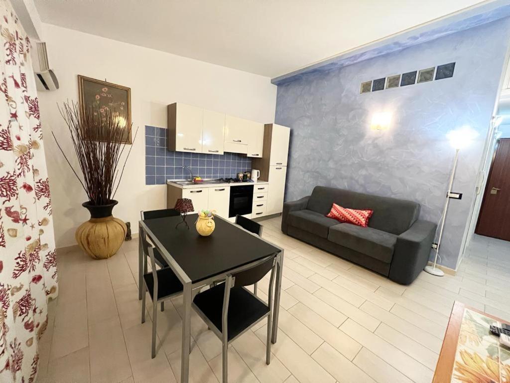 Apartment Taormina Center, Via Celestino Penna 6 Екстер'єр фото